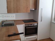 Pronájem bytu 2+1, Zlín, Dlouhá, 52 m2