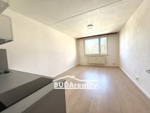 Pronájem bytu 1+kk, Otrokovice, J. Jabůrkové, 29 m2
