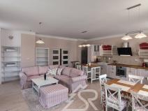 Prodej bytu 3+kk, Kašperské Hory, Náměstí, 90 m2
