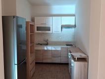 Pronájem bytu 1+kk, Praha - Žižkov, Čajkovského, 41 m2