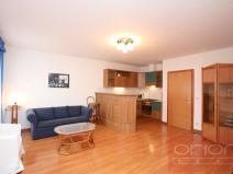 Pronájem bytu 2+kk, Praha - Vinohrady, Záhřebská, 64 m2