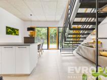 Pronájem bytu 3+kk, Praha - Benice, Vinná, 105 m2
