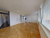 Prodej bytu 2+kk, Praha, Gutova, 52 m2
