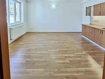 Pronájem bytu 2+kk, Praha - Holešovice, U Uranie, 41 m2