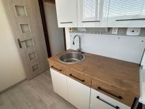 Pronájem bytu 1+1, Ústí nad Labem - Severní Terasa, Šrámkova, 33 m2