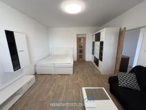 Pronájem bytu 1+1, Znojmo, Loucká, 42 m2