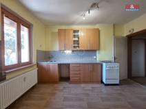 Prodej bytu 2+1, Žlutice, Dukelských hrdinů, 61 m2