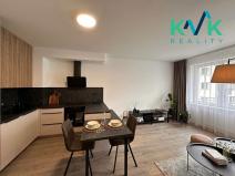Pronájem bytu 1+kk, Ostrov, Myslbekova, 33 m2