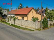 Prodej rodinného domu, Bašť, Hlavní, 79 m2