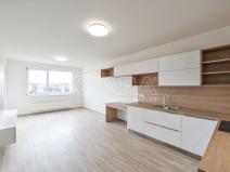Pronájem bytu 2+kk, Praha - Vysočany, Svatošových, 65 m2