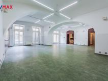 Pronájem obchodního prostoru, Praha - Staré Město, Staroměstské náměstí, 350 m2