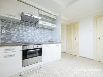 Pronájem bytu 2+kk, Praha - Libeň, Pivovarnická, 49 m2