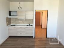 Pronájem bytu 1+kk, Neratovice, 28. října, 28 m2