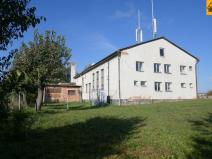 Prodej komerční nemovitosti, Moravec, 3983 m2