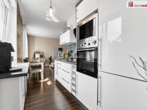 Prodej bytu 2+kk, Dalovice, Májová, 55 m2