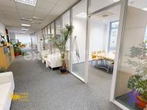 Pronájem kanceláře, Zlín, náměstí Míru, 120 m2