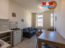 Prodej bytu 2+kk, Praha - Holešovice, V háji, 39 m2