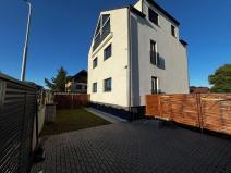 Pronájem bytu 3+kk, Praha - Satalice, Za školkou, 56 m2