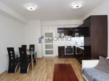 Pronájem bytu 2+kk, Praha, Jeseniova, 50 m2