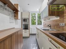 Prodej bytu 4+1, Mariánské Lázně - Úšovice, Hroznatova, 79 m2