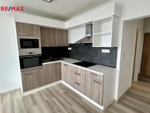 Pronájem bytu 2+kk, Hradec Králové, třída Edvarda Beneše, 48 m2