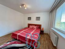 Pronájem bytu 3+1, Praha - Strašnice, Ke Strašnické, 80 m2