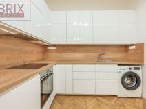 Pronájem bytu 2+1, Praha - Smíchov, Štefánikova, 67 m2