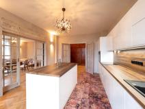 Pronájem bytu 4+1, Praha - Smíchov, Nad Santoškou, 170 m2