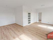 Prodej bytu 2+kk, Nupaky, Nupacká, 60 m2