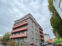 Pronájem bytu 1+1, Praha - Nusle, Hradeckých, 51 m2