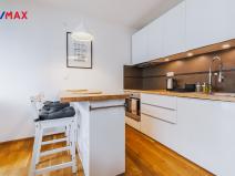 Pronájem bytu 1+kk, Praha - Hostivař, Strašnická, 35 m2