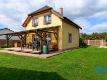 Prodej rodinného domu, Úherce, Luční, 122 m2