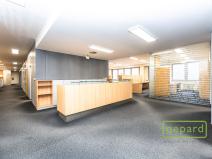 Pronájem kanceláře, Praha - Motol, Plzeňská, 213 m2