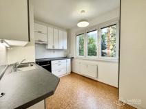 Pronájem bytu 1+1, Karlovy Vary, Krymská, 37 m2