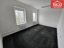 Pronájem kanceláře, Mariánské Lázně, Nádražní náměstí, 19 m2