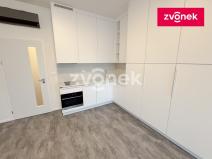 Pronájem bytu 1+kk, Brno - Komárov, Komárovská, 39 m2