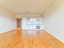 Pronájem bytu 2+kk, Praha - Holešovice, U průhonu, 69 m2