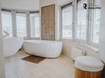 Prodej bytu 5+kk, Kroměříž, náměstí Míru, 178 m2