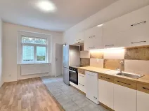 Pronájem bytu 2+1, Praha - Břevnov, Bělohorská, 57 m2