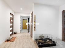 Prodej bytu 4+1, Slaný, Vikova, 85 m2