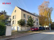 Pronájem bytu 3+kk, Praha - Lysolaje, Lysolajské údolí, 70 m2