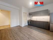 Pronájem bytu 2+kk, Praha - Žižkov, Biskupcova, 44 m2