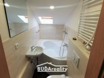 Pronájem bytu 1+kk, Zlín, Štefánikova, 28 m2