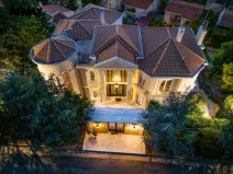 Prodej vily, East Attica Regional Unit,Řecko, 1285 m2