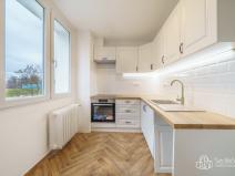 Prodej bytu 3+1, Sokolov, Slavíčkova, 66 m2