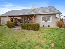 Prodej rodinného domu, Uhersko, 173 m2