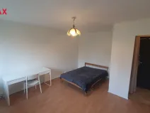 Pronájem bytu 1+kk, Praha - Karlín, Nekvasilova, 29 m2