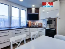 Prodej bytu 2+1, Klatovy - Klatovy III, Pod Hůrkou, 54 m2