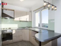 Pronájem bytu 3+1, Praha - Břevnov, Na Petřinách, 63 m2