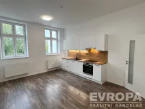 Pronájem bytu 2+kk, Žirovnice, Havlíčkovo náměstí, 39 m2